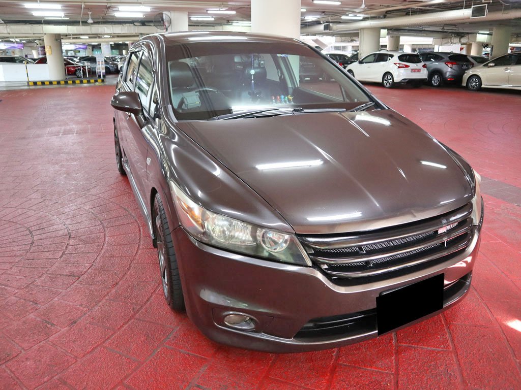 Honda Stream 1.8A RSZ (COE till 12/2022)