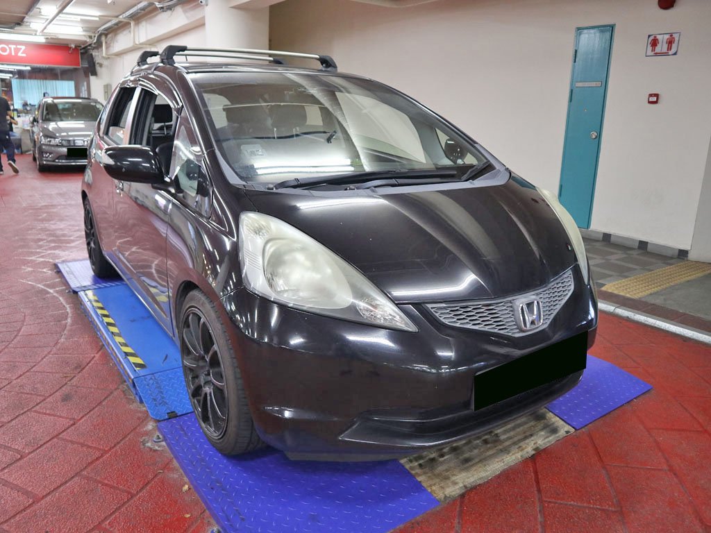 Honda Fit 1.3G A (COE till 04/2023)