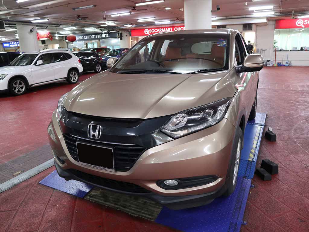 Honda Vezel 1.5X CVT