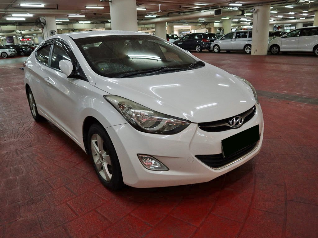 Hyundai Elantra 1.6A