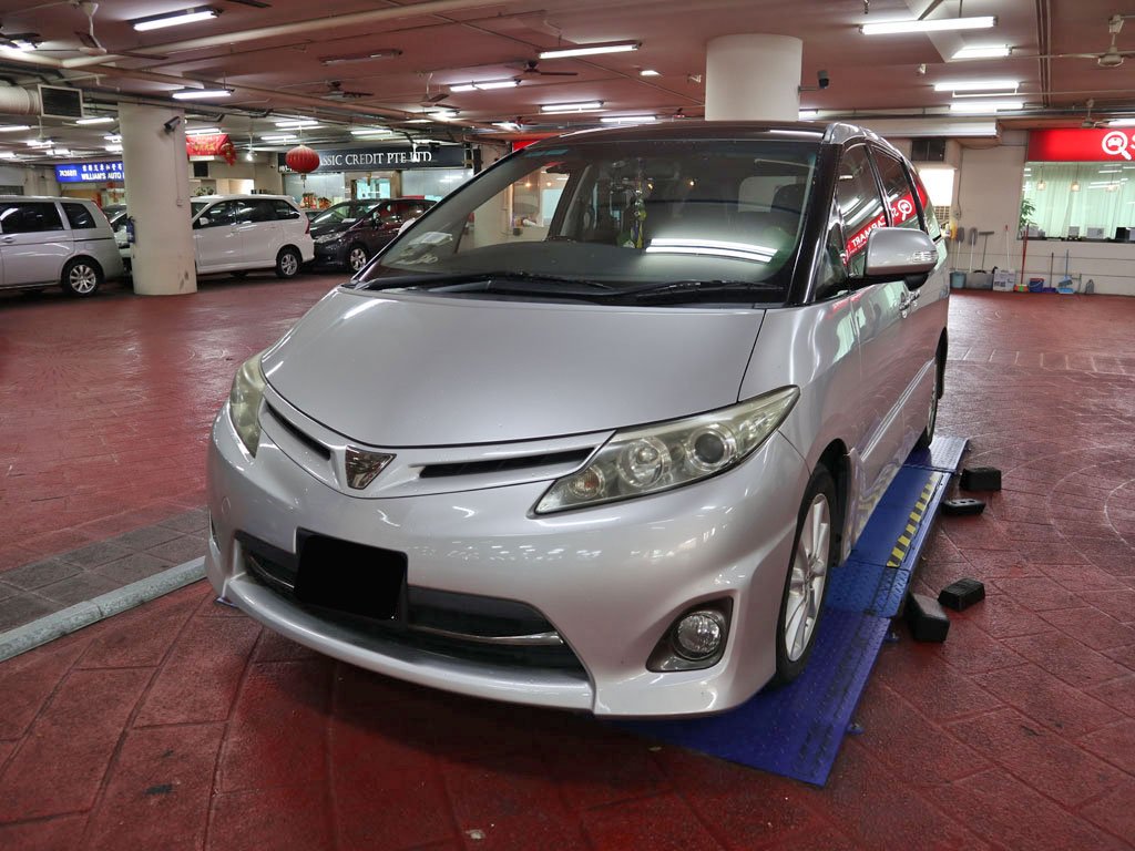 Toyota Estima Aeras G-Edition 2.4A