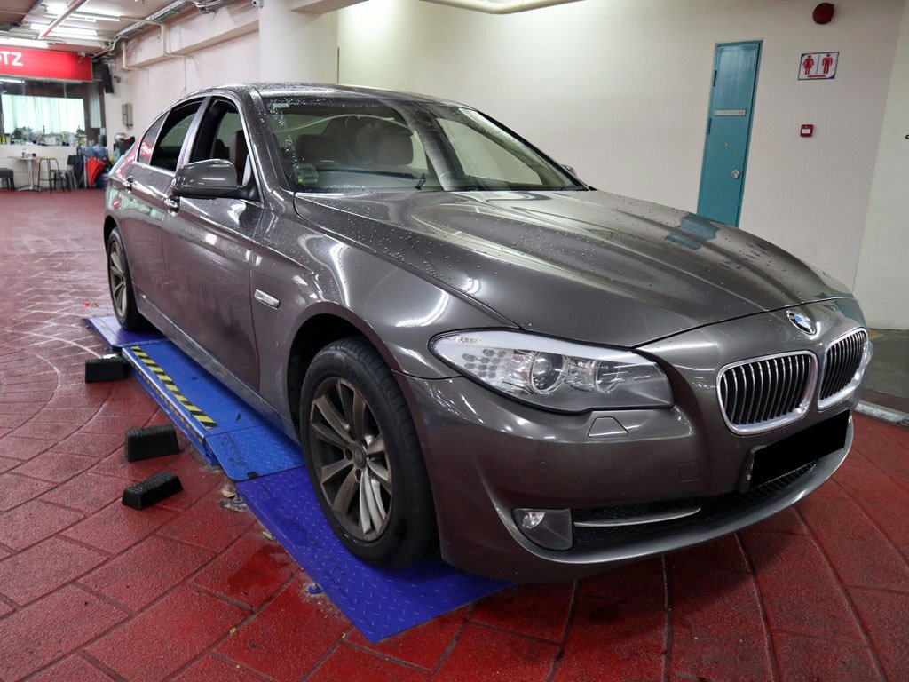 BMW 523I 2.5A