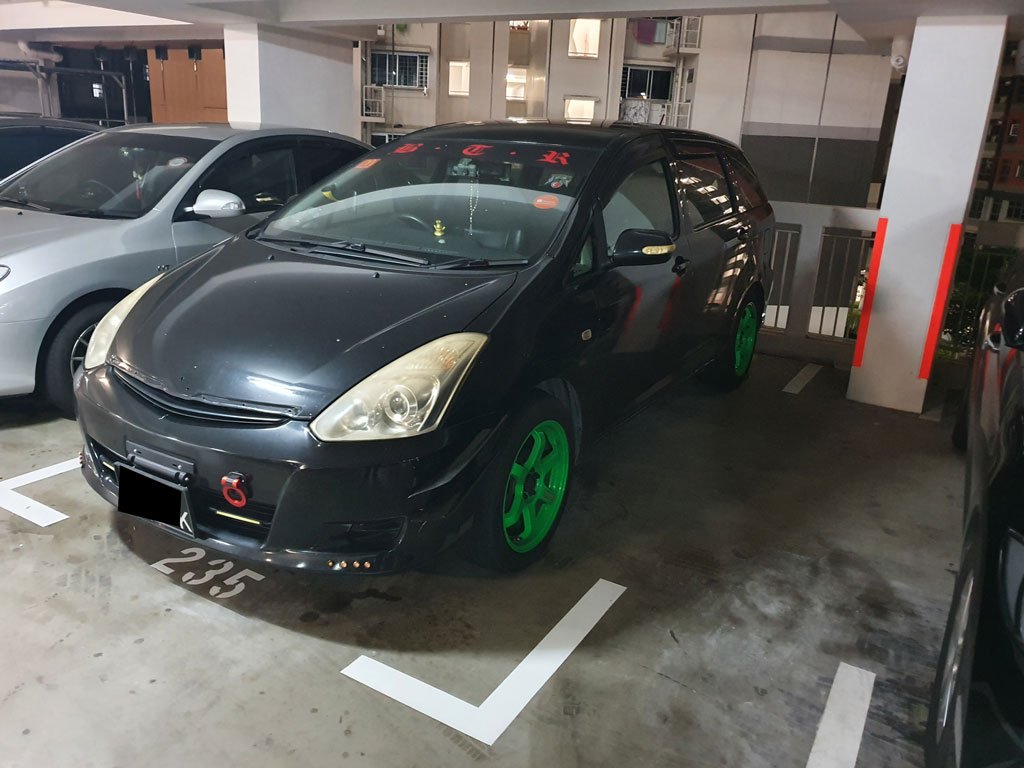 Toyota Wish 1.8A (COE till 03/2024)