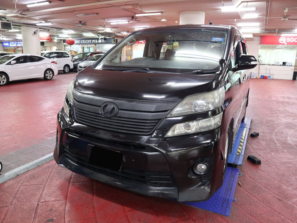 Toyota Vellfire 2.4Z Platinum Selection