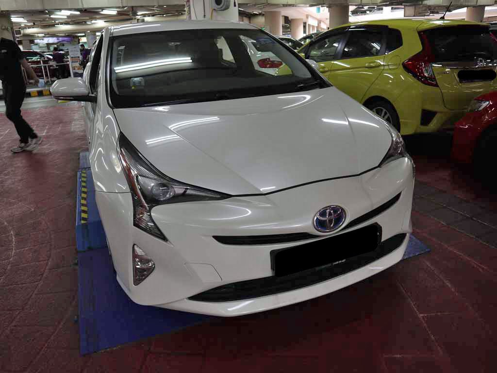 Toyota Prius Hybrid 1.8 CVT (Hybrid)