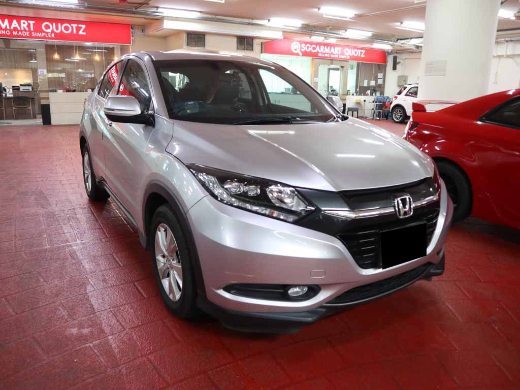 Honda Vezel 1.5X CVT