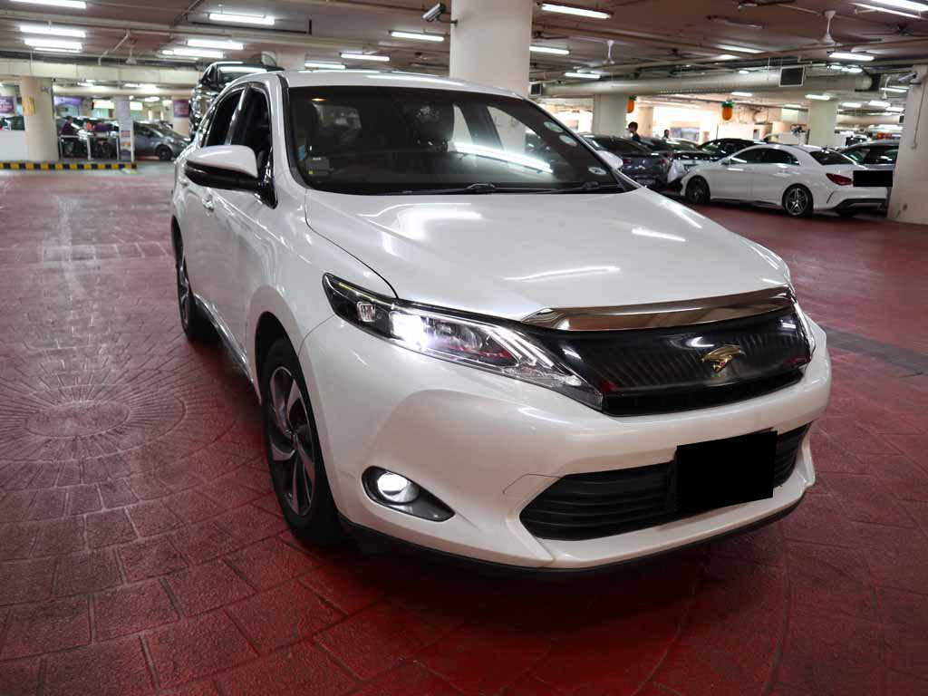 Toyota Harrier Elegance 2.0A CVT