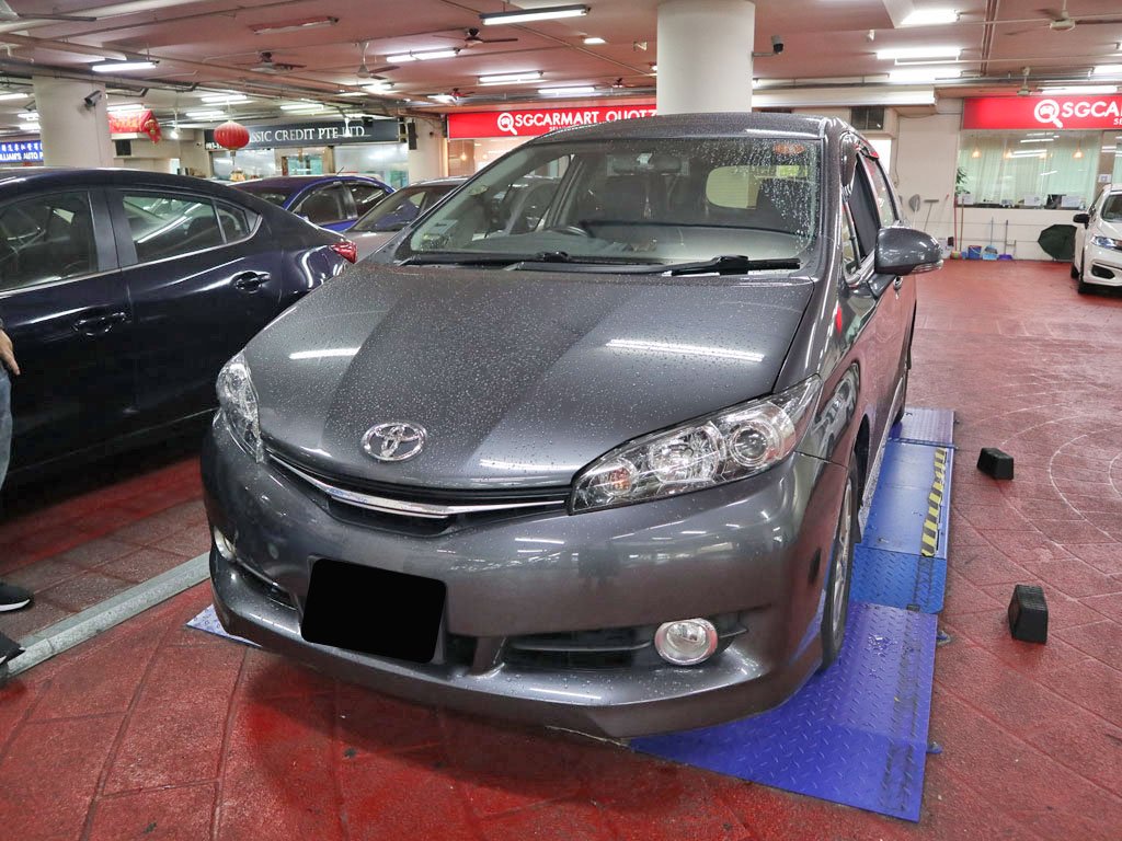 Toyota Wish 1.8A CVT