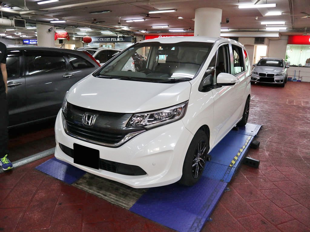Honda Freed 1.5G CVT