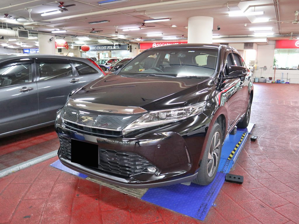 Toyota Harrier M Grade