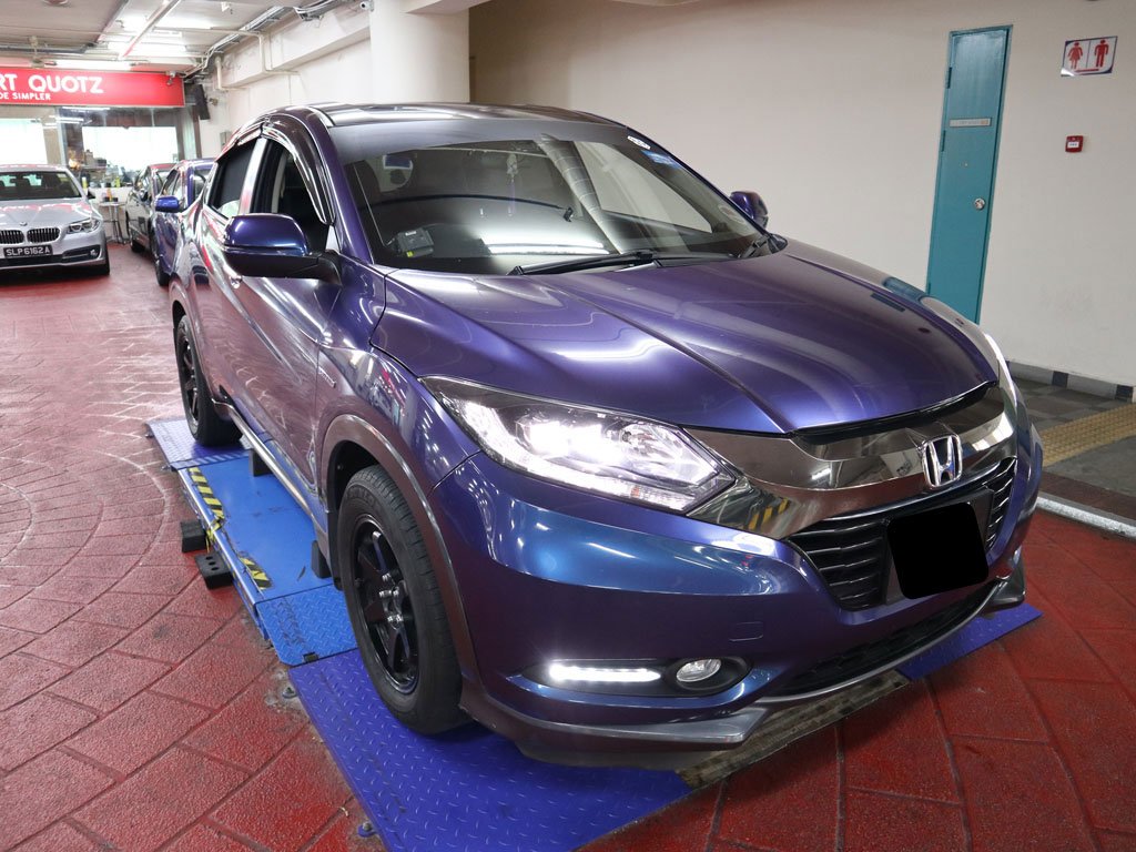 Honda Vezel 1.5X A CVT (Hybrid)