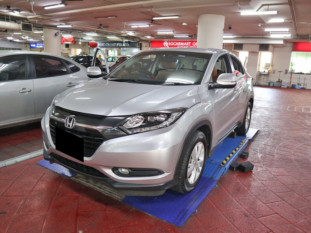 Honda Vezel 1.5X CVT