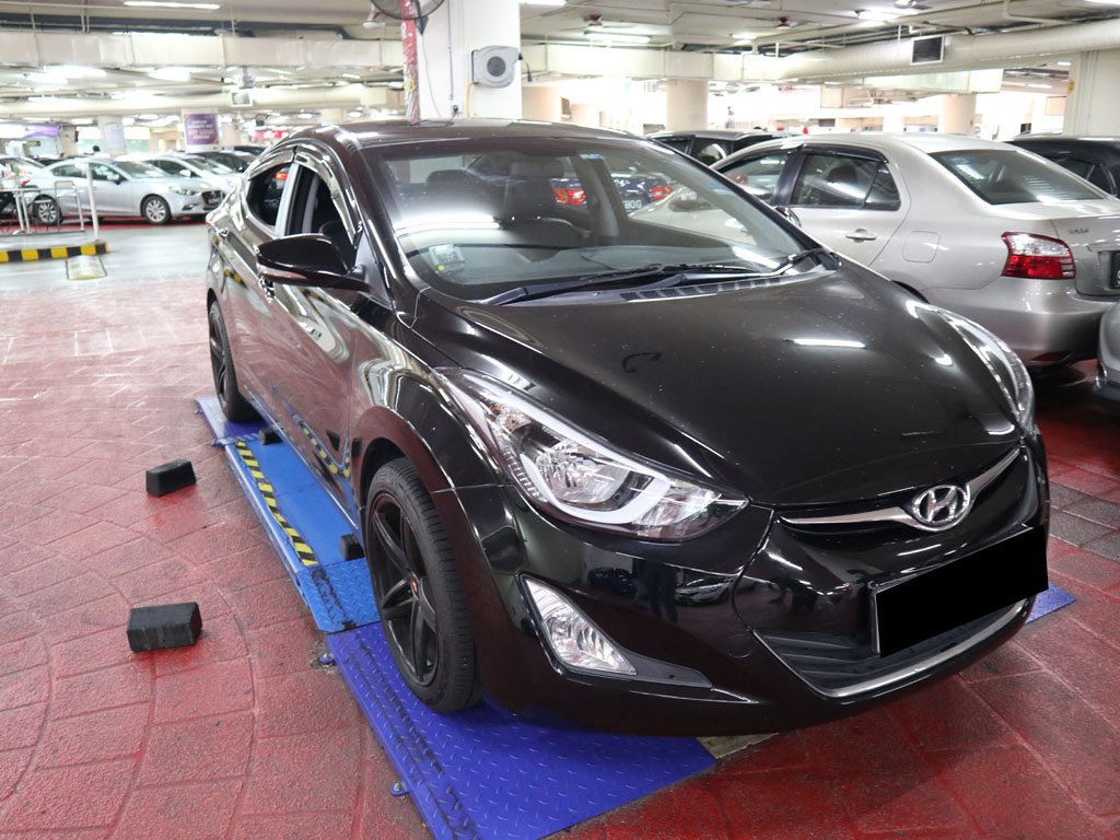 Hyundai Elantra 1.6A