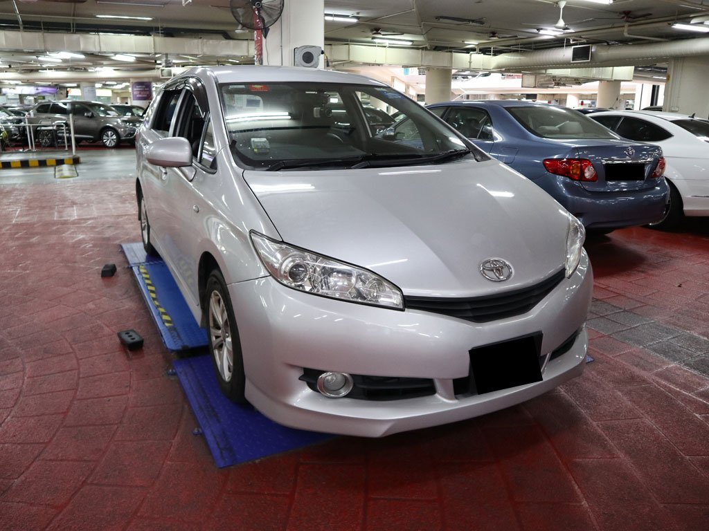Toyota Wish 1.8A CVT