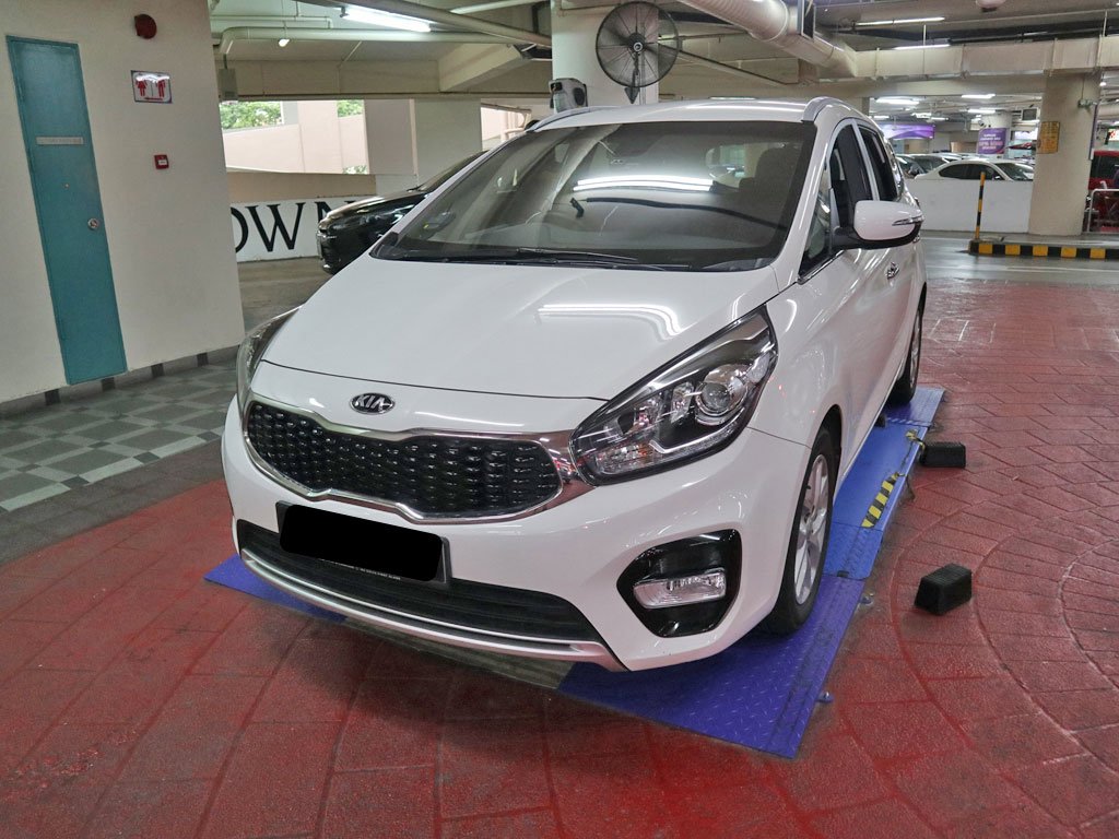 Kia Carens 1.7A DCT