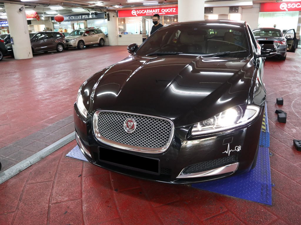 Jaguar XF 2.0P TSS