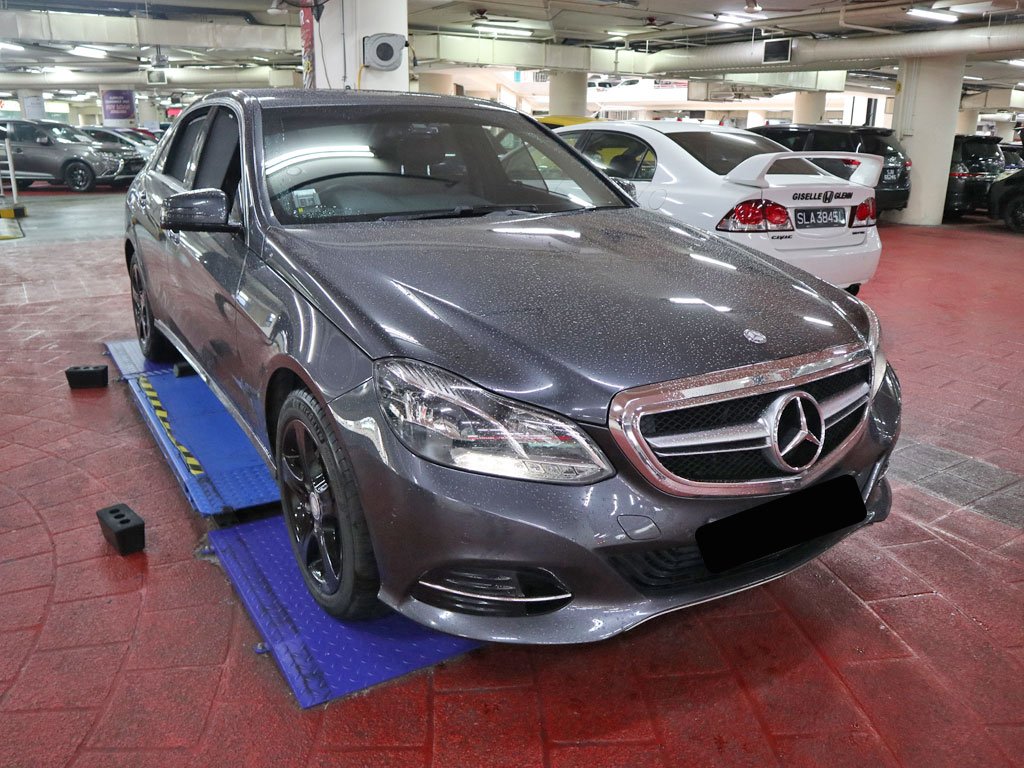 Mercedes Benz E250 Sedan (R17)