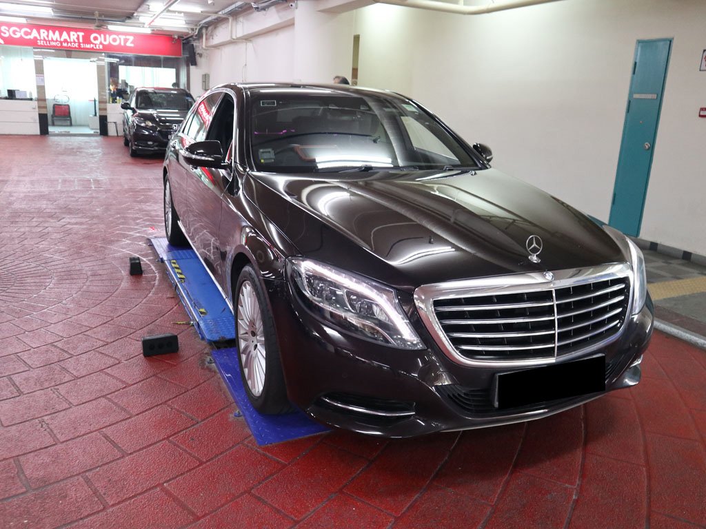 Mercedes Benz S320L (R19 LED)