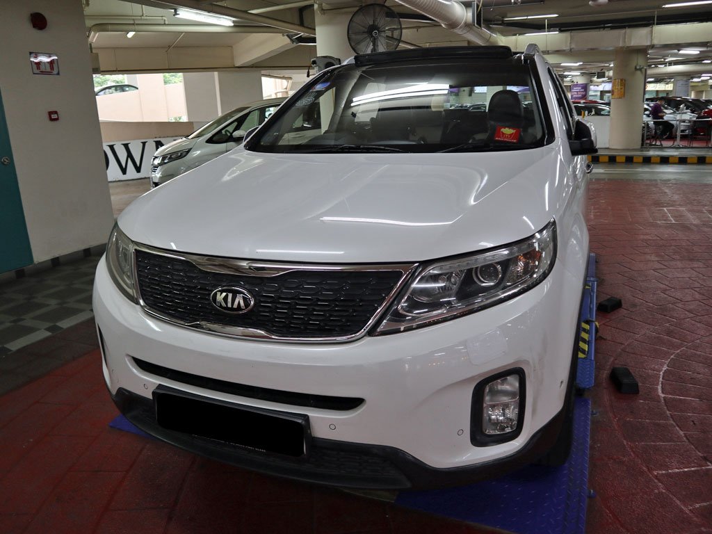 Kia Sorento 2.4A Sunroof