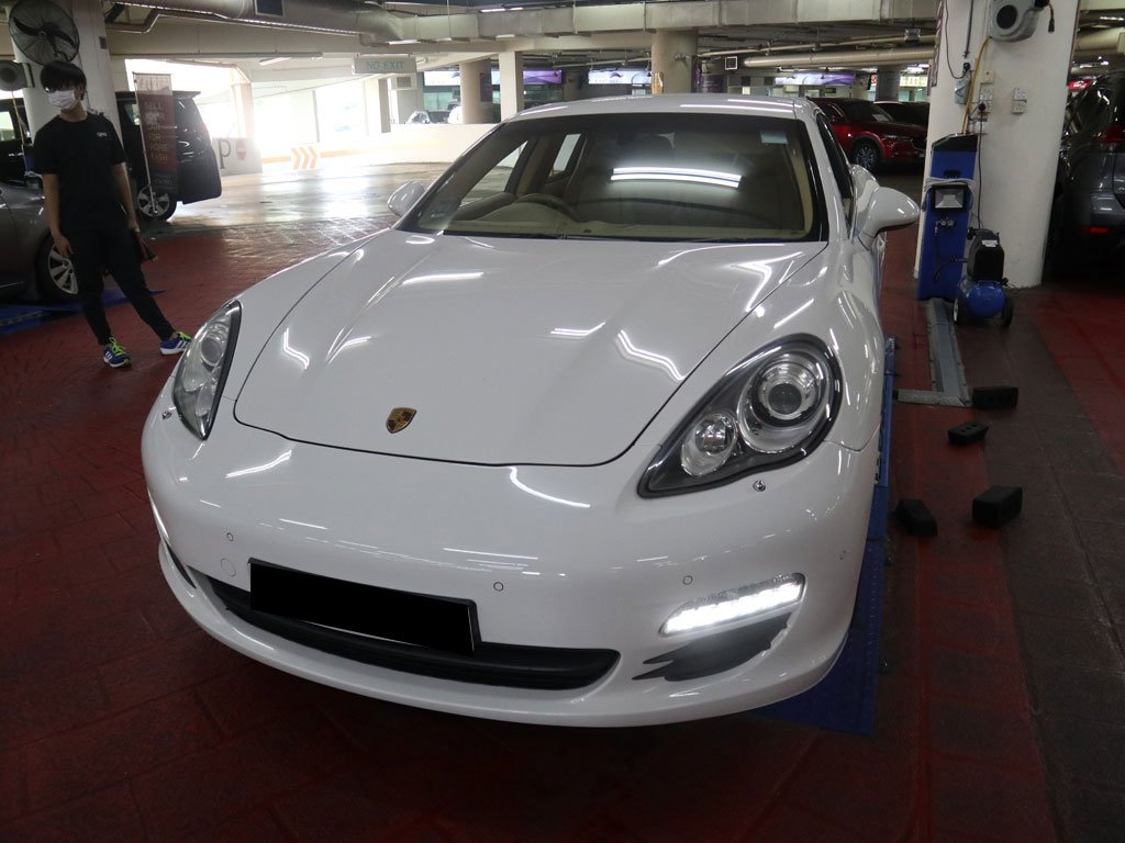 Porsche Panamera S (COE till 10/2029)