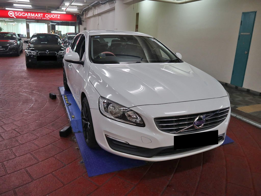 Volvo S60 T2 Auto