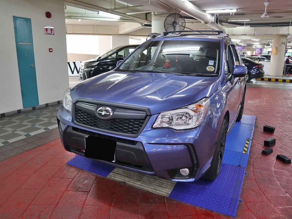 Subaru Forester 2.0XT CVT Sunroof