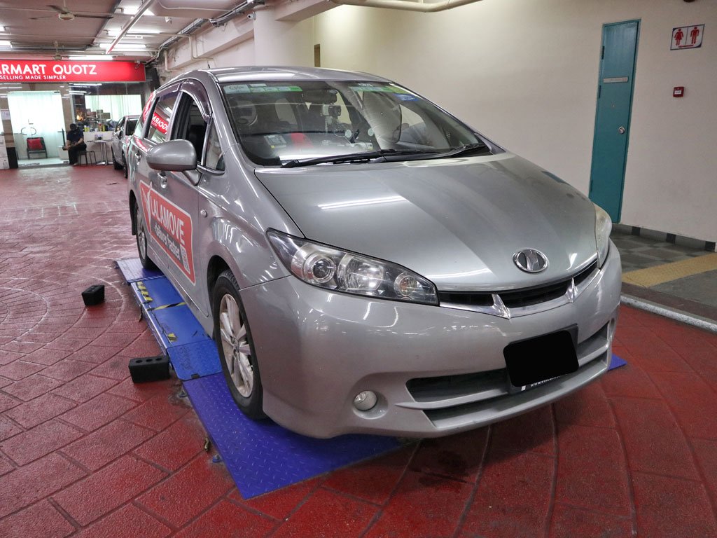 Toyota Wish 1.8A S (COE till 08/2029)