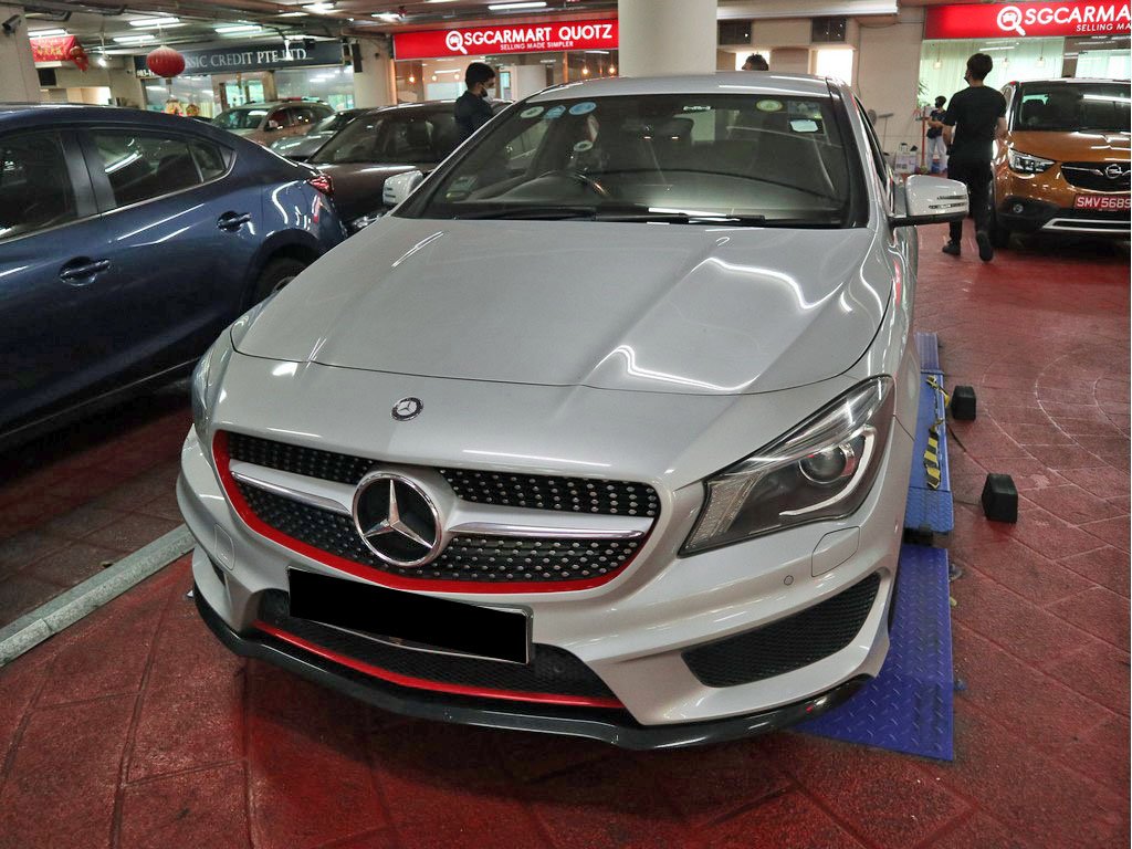 Mercedes Benz CLA180 AMG Line (R18 BI)