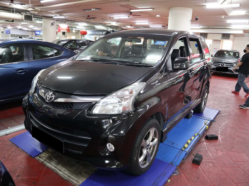 Toyota Avanza 1.5A