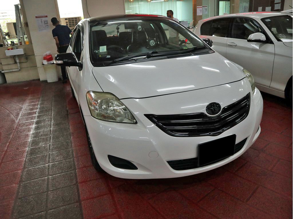 Toyota Vios E Auto (COE till 04/2025)