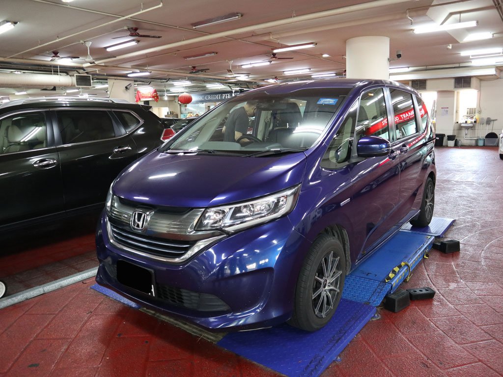 Honda Freed 1.5G Auto (Hybrid)