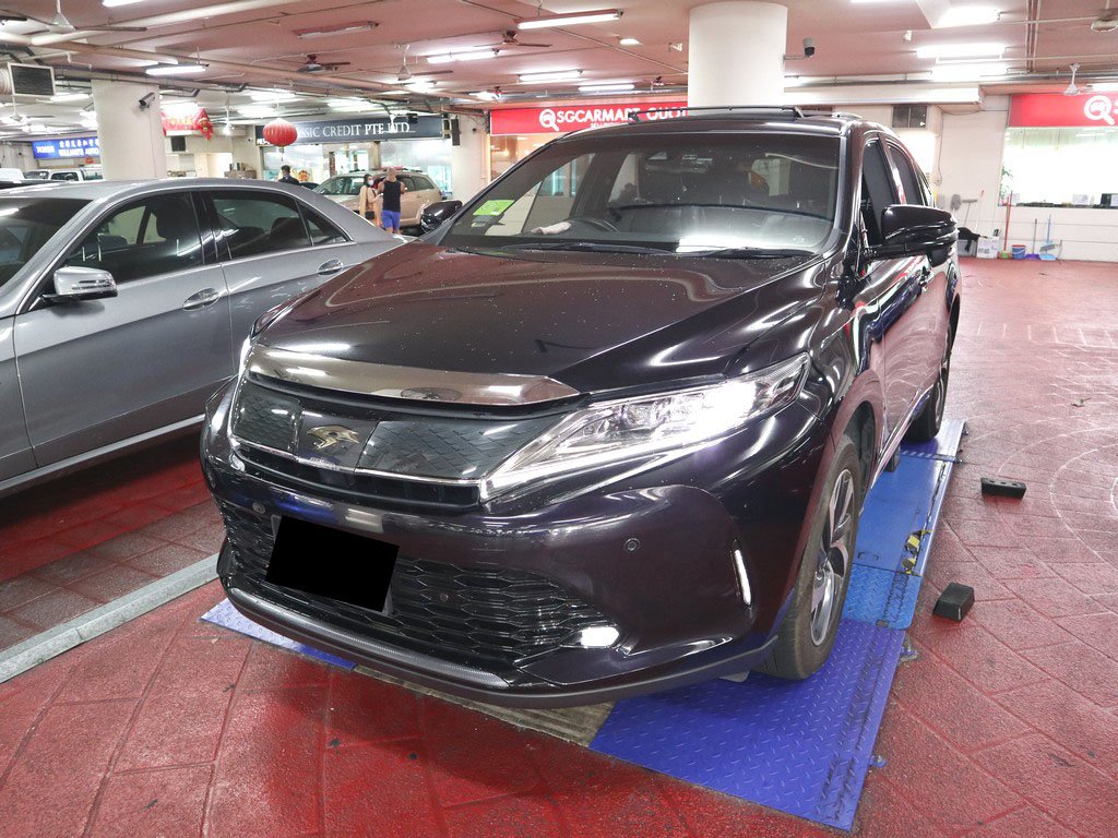 Toyota Harrier G Grade