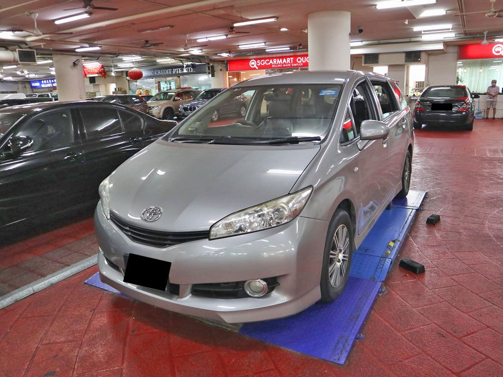 Toyota Wish 2.0A (COE till 03/2025)