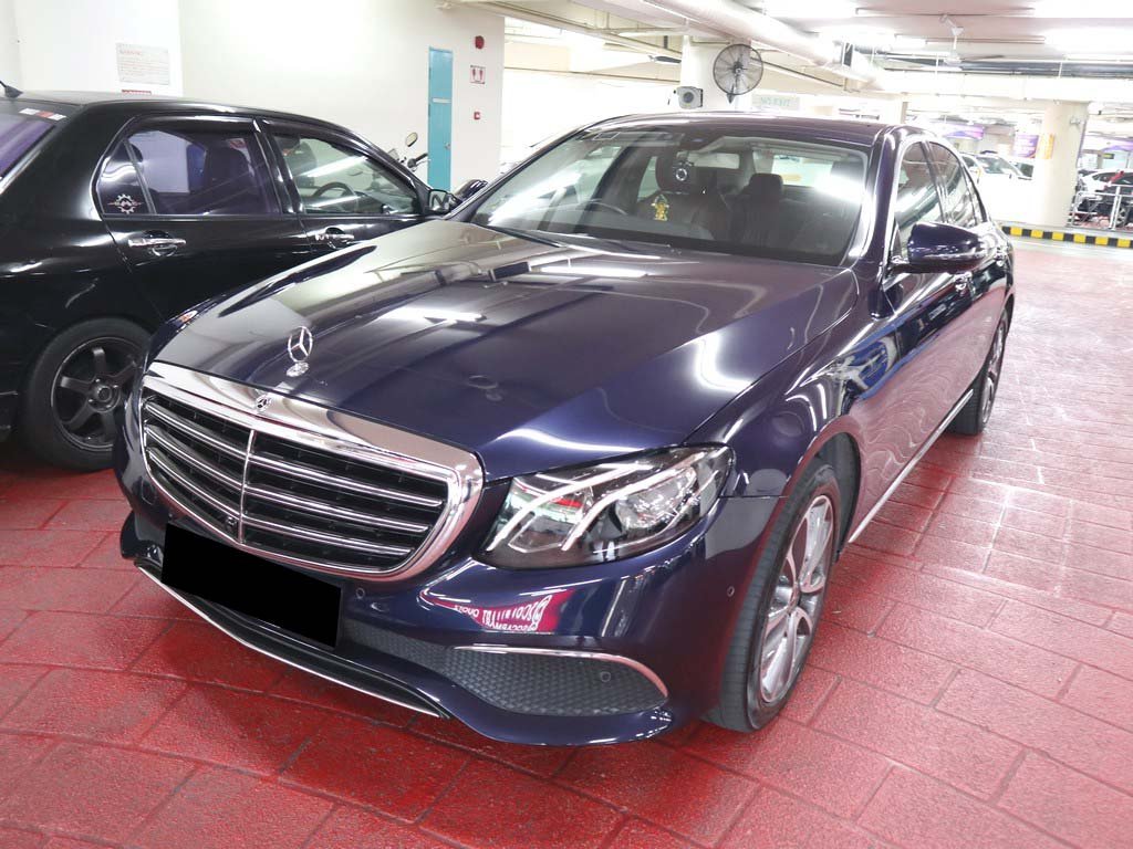 Mercedes Benz E200 Exclusive (R18 LED)