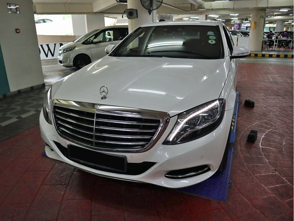 Mercedes Benz S400L (R19 LED)