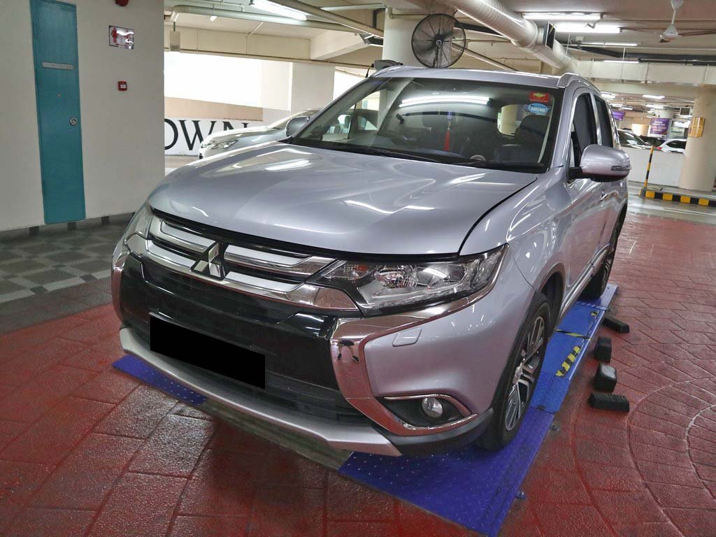 Mitsubishi Outlander 2.4A CVT Sunroof