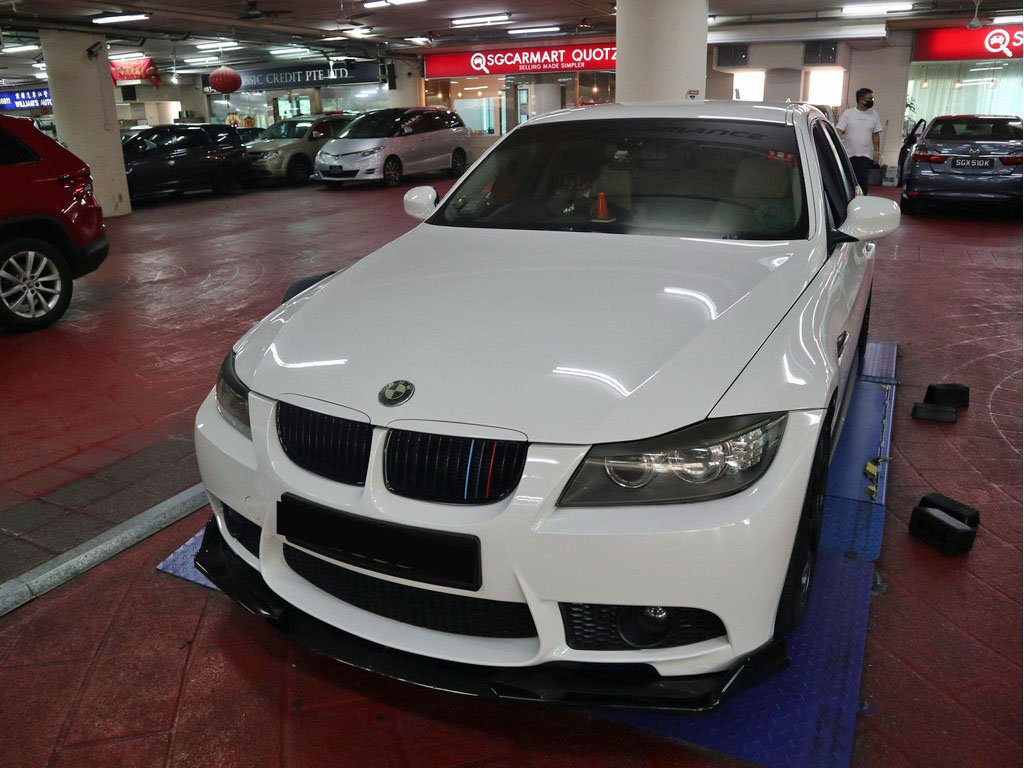 BMW 320I Auto Xenon Headlamp (COE till 09/2028)