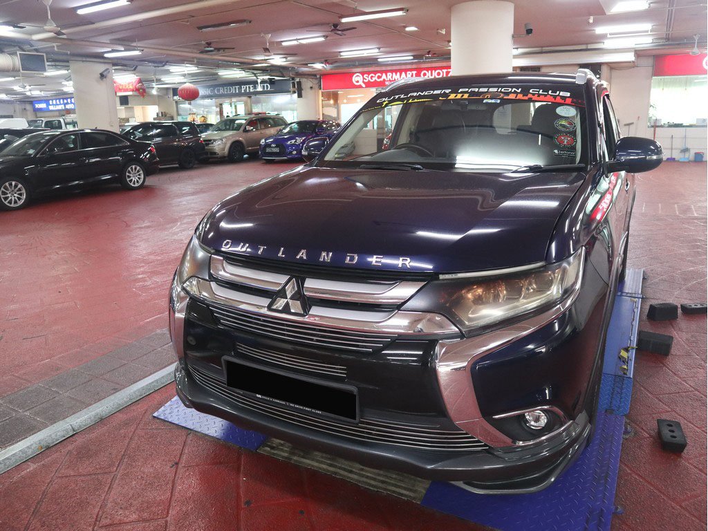 Mitsubishi Outlander 2.0 CVT Sunroof