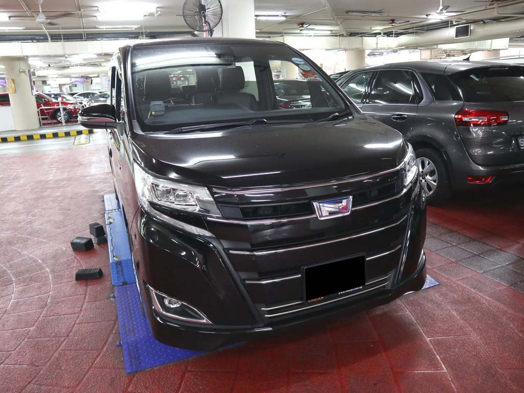 Toyota Noah 1.8G CVT (Hybrid)