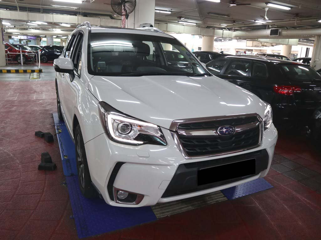 Subaru Forester 2.0XT CVT Sunroof