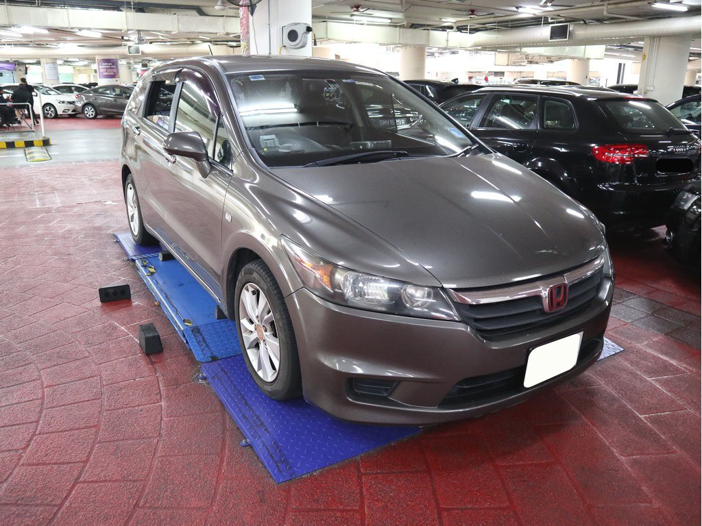 Honda Stream 1.8X A (COE till 11/2023)