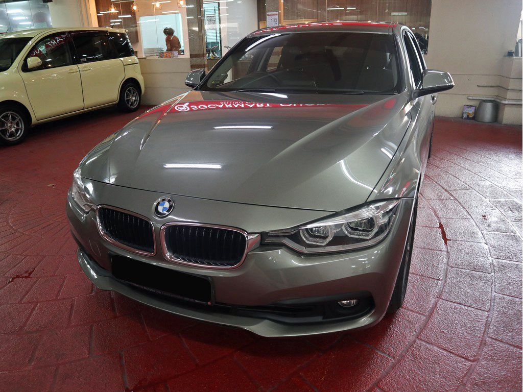 BMW 318I Sedan LED