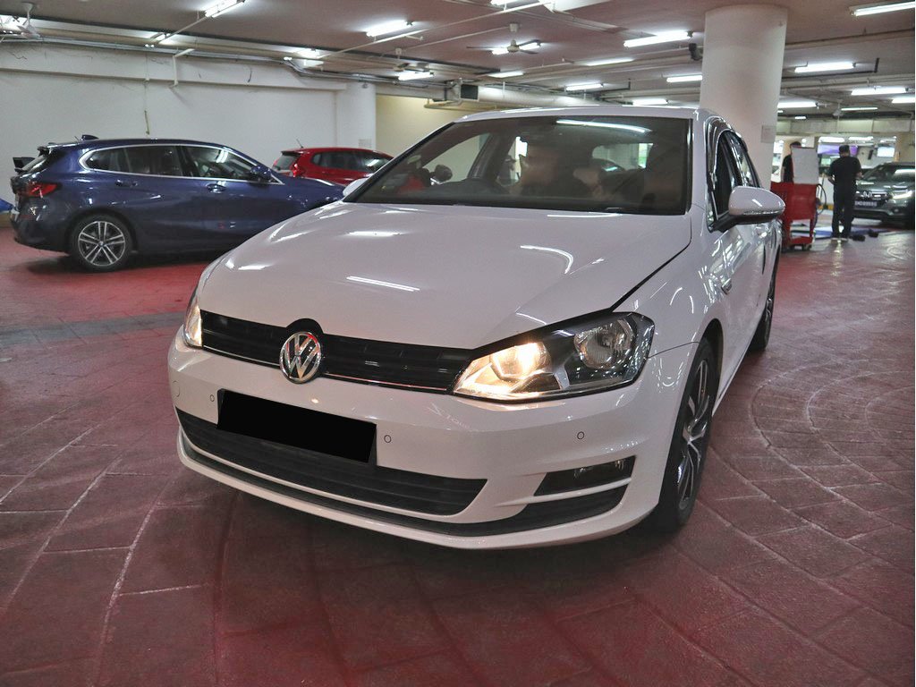 Volkswagen Golf 1.4A TSI