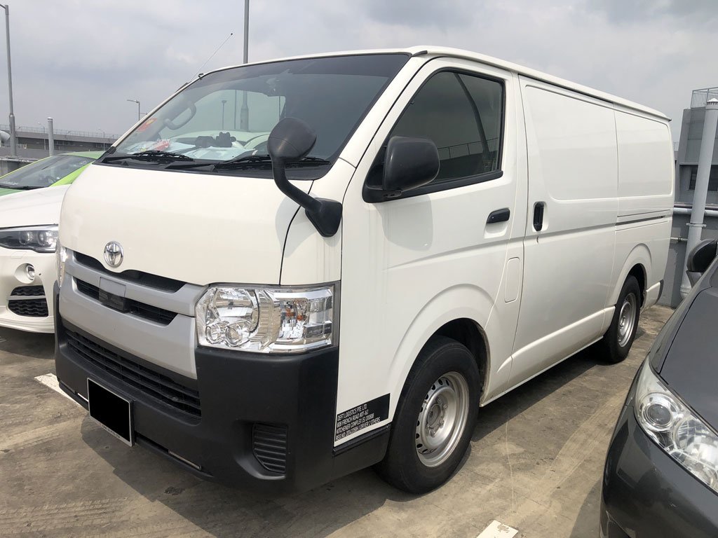 Toyota Hiace DX 2.8A