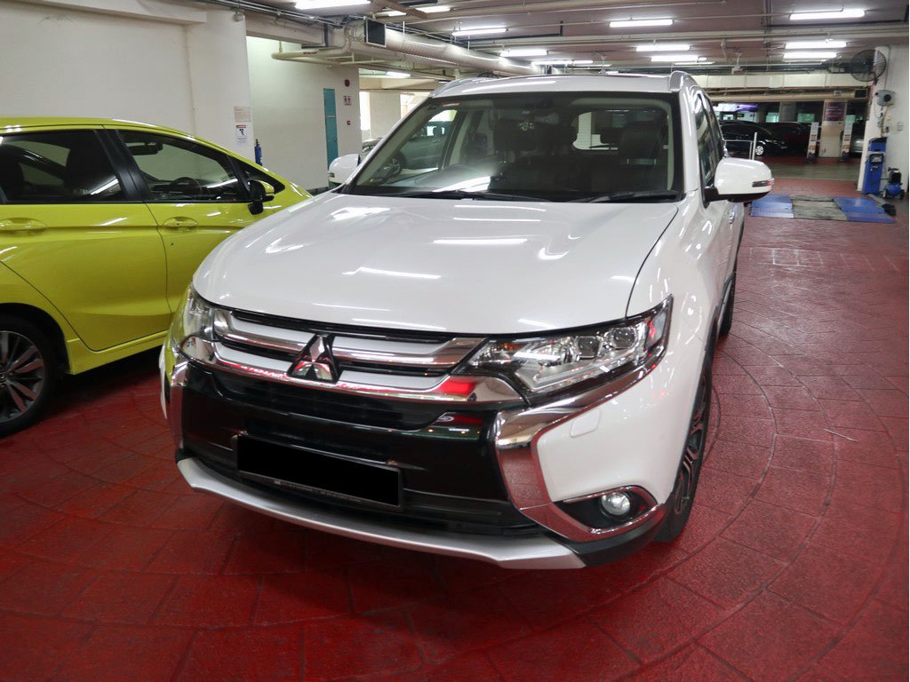 Mitsubishi Outlander 2.4 CVT S/R Facelift