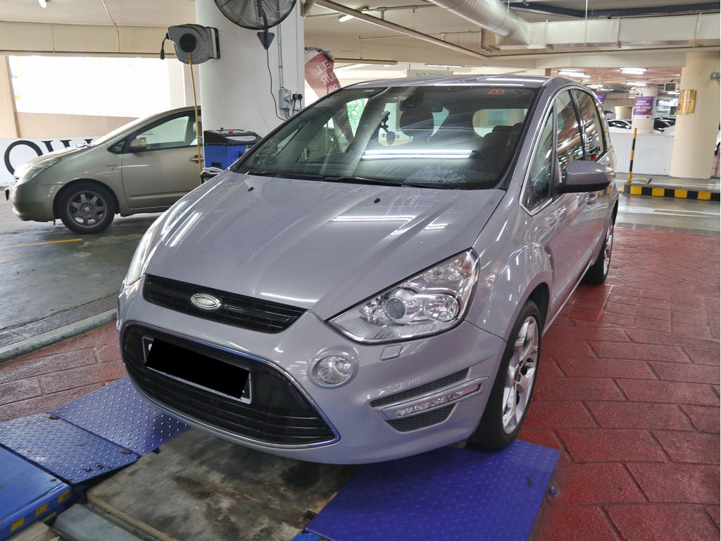 Ford S-Max 2.0A GTDI 240PS