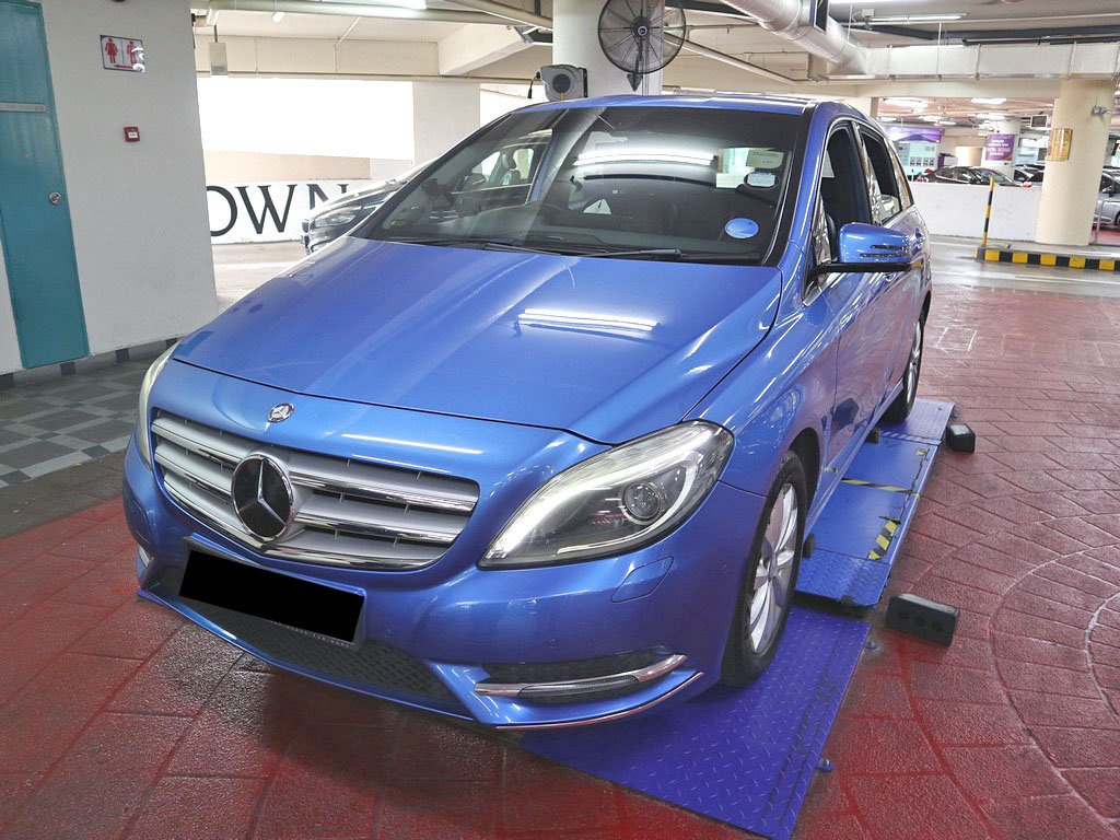 Mercedes Benz B200 5DR (Chrome)