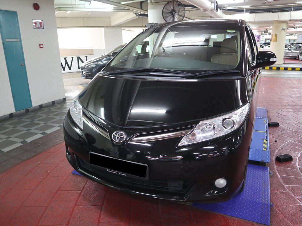 Toyota Previa 7 Seater CVT