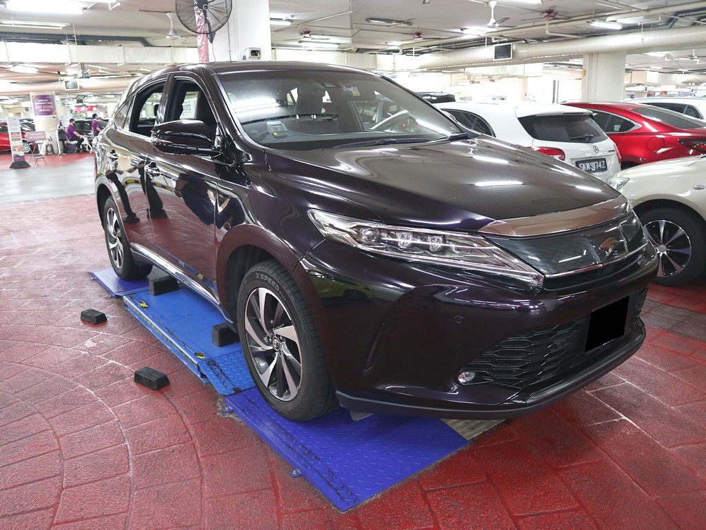 Toyota Harrier G Grade