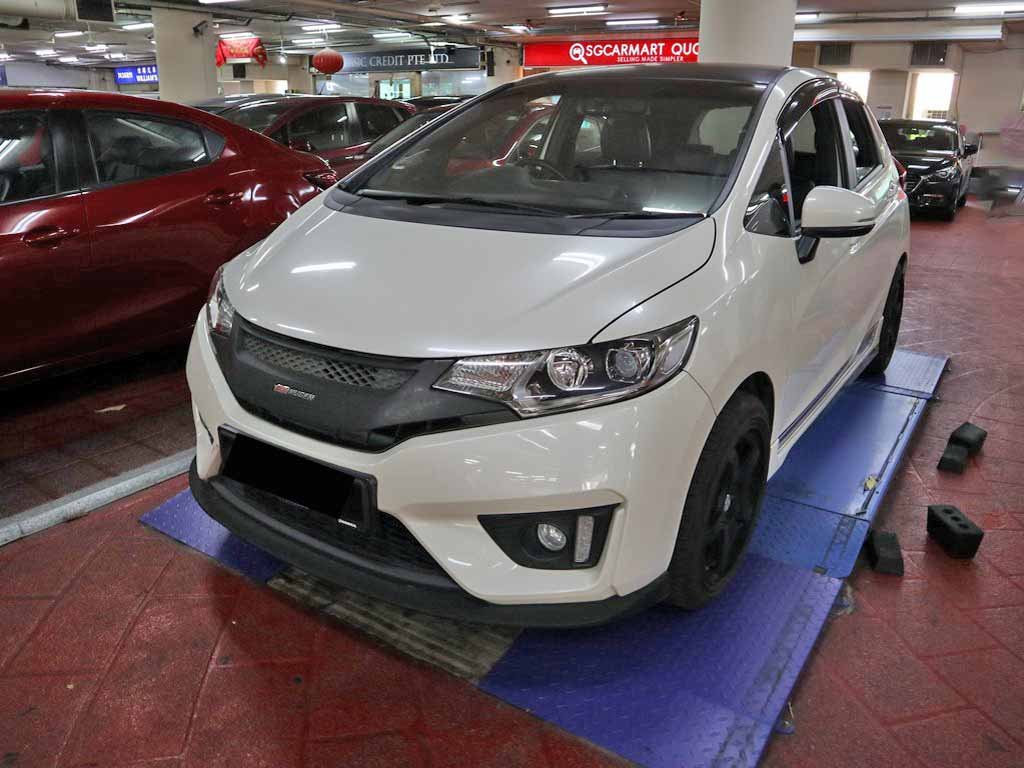 Honda Jazz 1.5A VTIR CVT